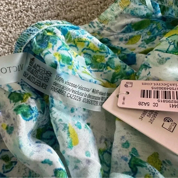 NWT Victoria’s Secret Hanalei Romper Size XL - Picture 4 of 10